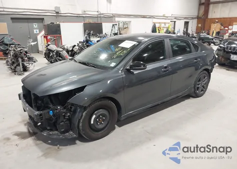 2021 Kia Forte Gt Line z USA, uszkodzony, nr VIN 3KPF34AD6ME382834